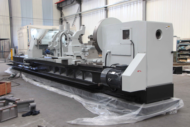 CW61140B×3000 CNC General Heavy-duty Lathe Machine for High-precision Machining in The Aerospace And Transportation Industries